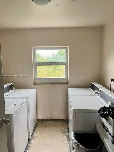 Pompano Beach, FL 33069,3000 S course dr #501