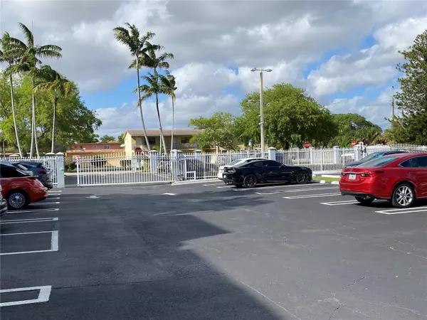 Miami, FL 33155,4600 SW 67th Ave #207