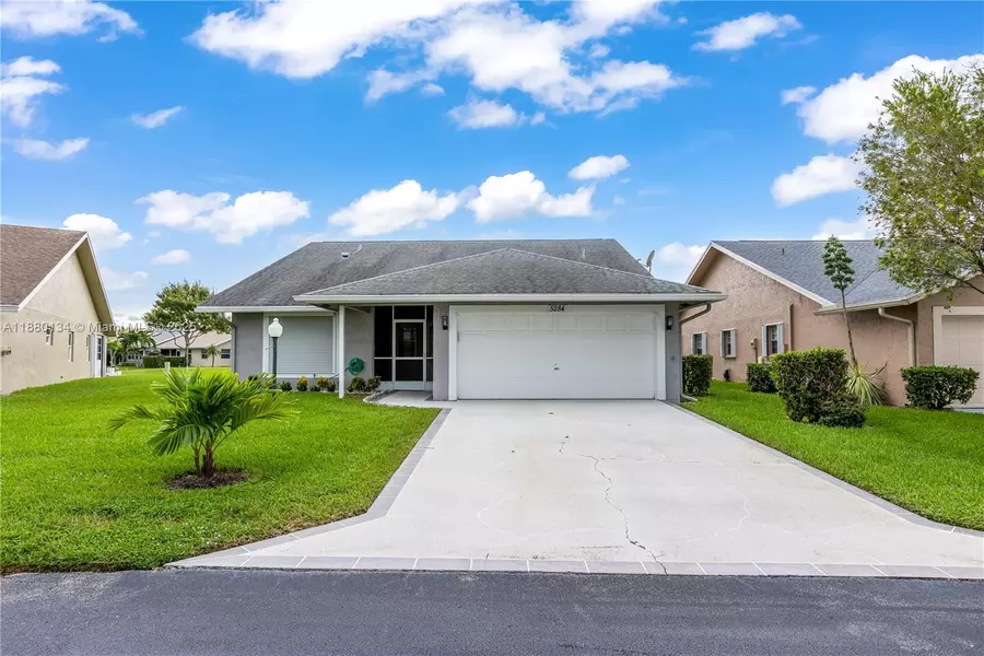 5284 Tiffany Anne Cir, West Palm Beach, FL 33417