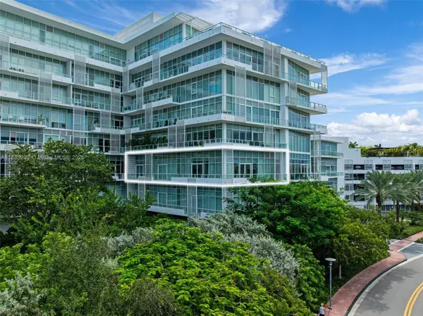 Miami Beach, FL 33140,4701 N Meridian Ave #312