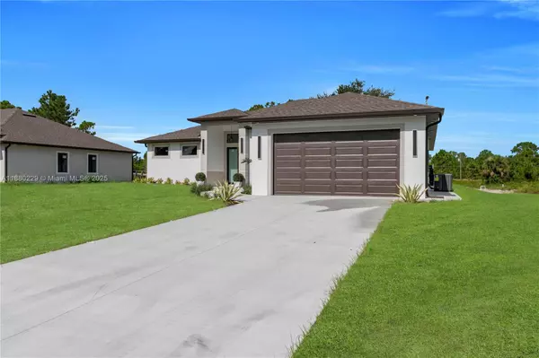 Lehigh Acres, FL 33972,1913 IRVING AVE