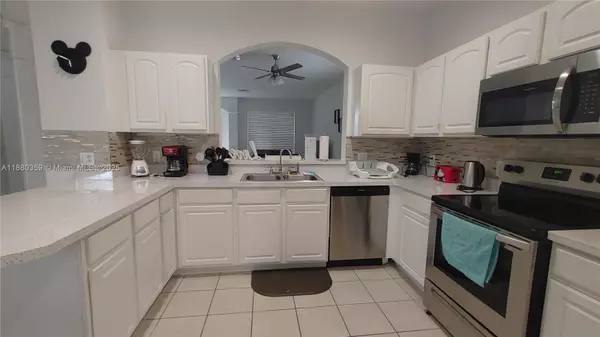 Kissimmee, FL 34747,7751 BASNETT CIRCLE
