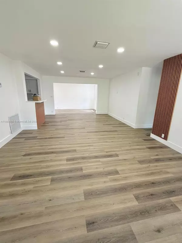 Miami, FL 33147,9305 NW 14th Ave