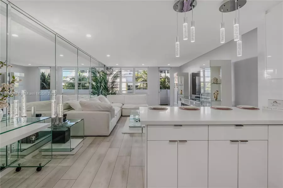 100 Lincoln Rd #323, Miami Beach, FL 33139