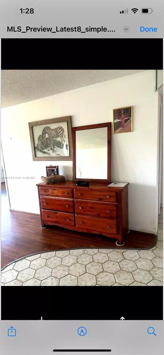 Sunrise, FL 33322,8881 Sunrise Lakes Blvd #204