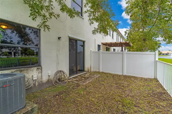 Hialeah, FL 33018,3371 W 94th Ter