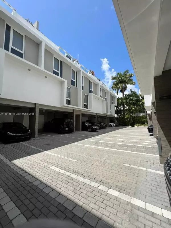 Bay Harbor Islands, FL 33154,Address not disclosed