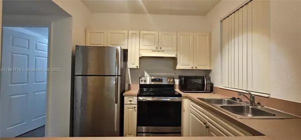 Coral Springs, FL 33067,6692 W Sample Rd #6692