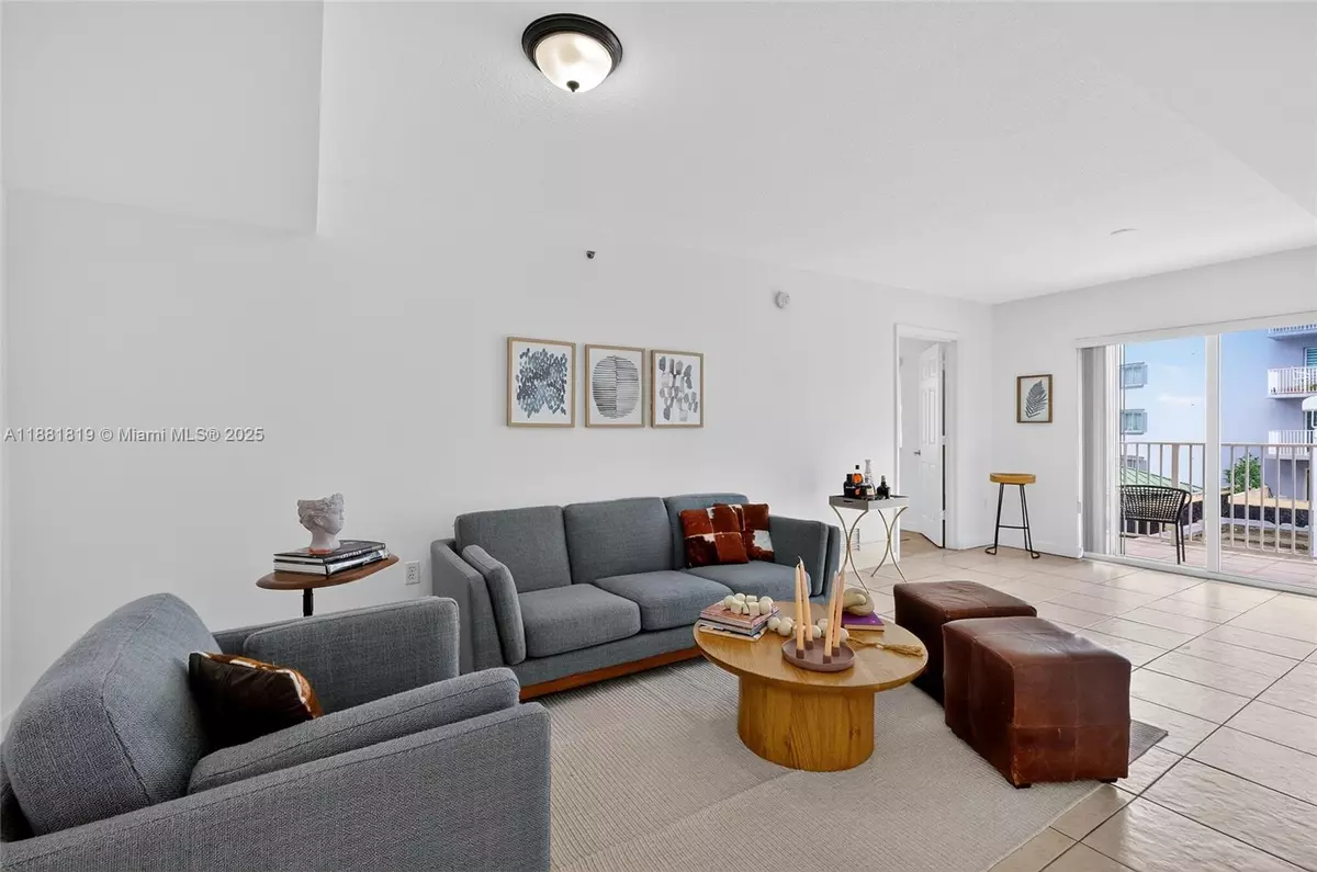 Miami, FL 33125,2475 NW 16th St Rd #308