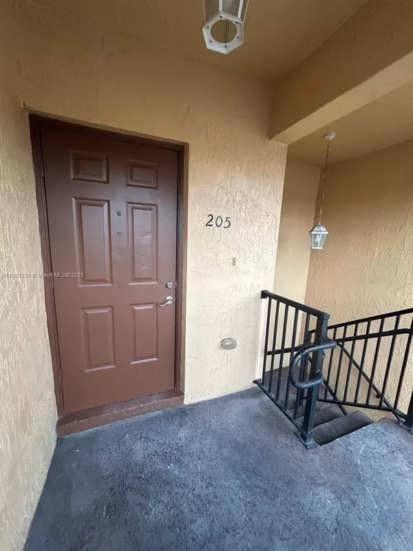 Homestead, FL 33033,1650 NE 33rd Ave #205-7