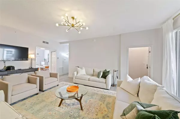 Hallandale Beach, FL 33009,2067 S Ocean Dr #TH5