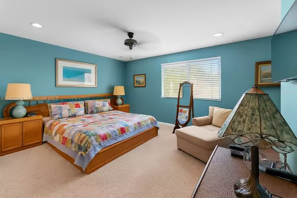 Davie, FL 33328,7702 Paddock Pl #7702