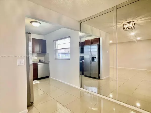 Pembroke Pines, FL 33027,150 SW 134th Way #304R