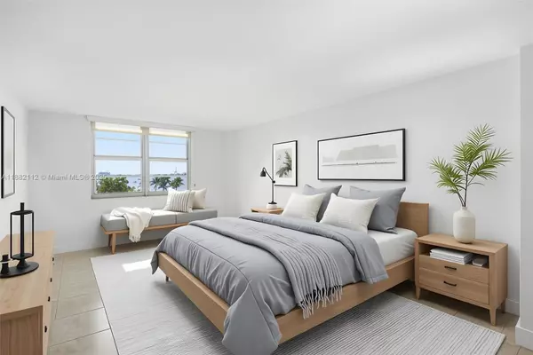 Miami Beach, FL 33139,5 Island Ave #4H