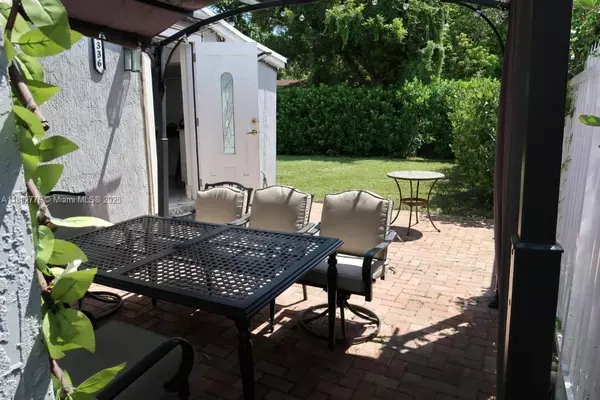 Miami, FL 33142,1336 NW 38th St #1