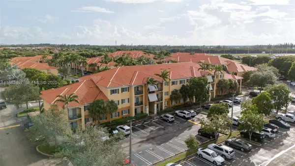 Doral, FL 33178,7360 NW 114th Ave #106