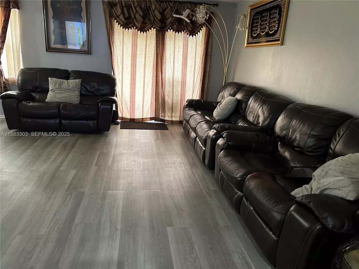 Hialeah, FL 33015,18111 NW 68th Ave #G206