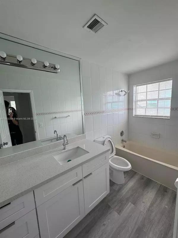 Miami, FL 33157,16110 SW 107th Pl