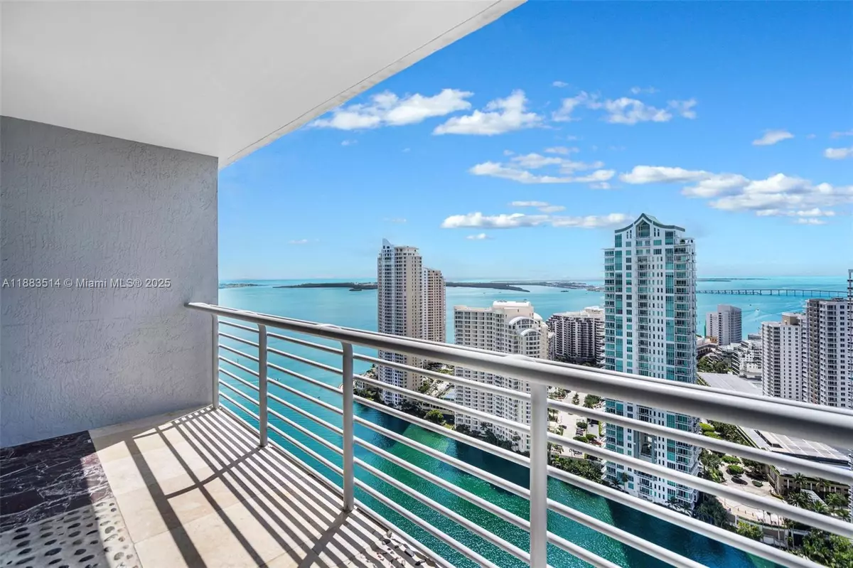 Miami, FL 33131,325 S Biscayne Blvd #4115