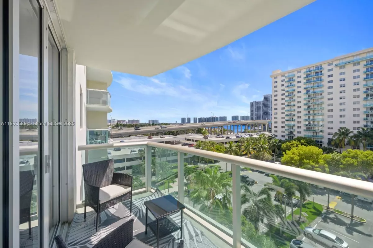 Sunny Isles Beach, FL 33160,19380 Collins Ave #609