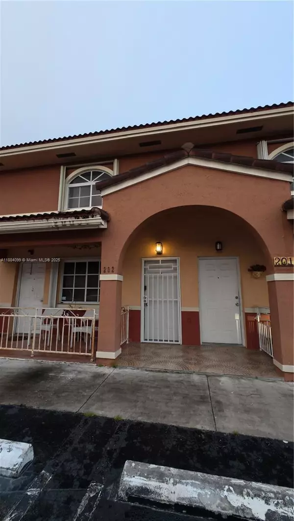 Hialeah, FL 33018,6873 W 36th Ave #202