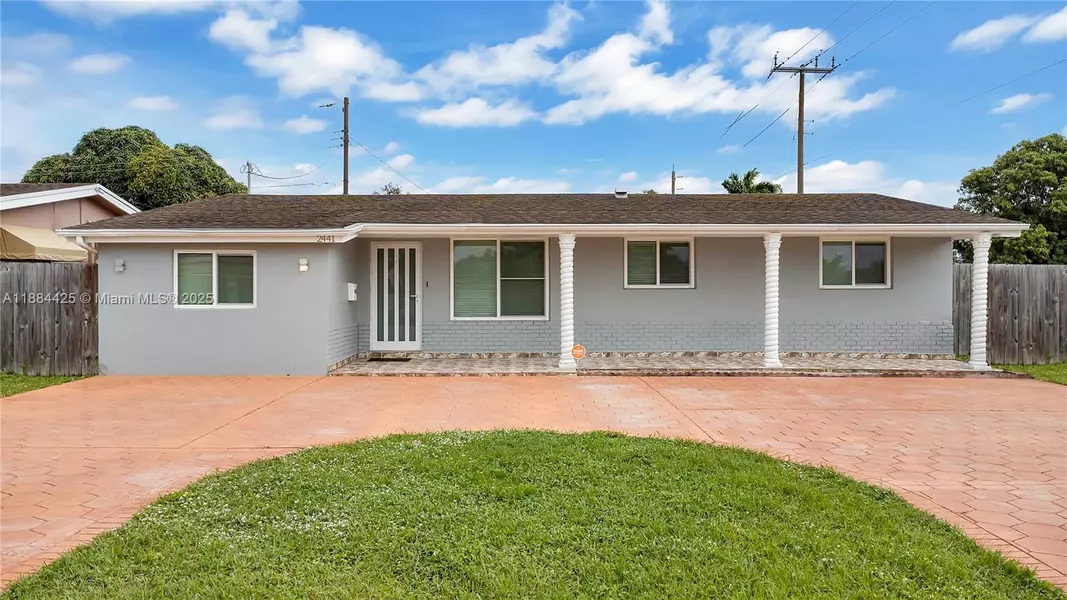 2441 Tarpon Dr, Miramar, FL 33023