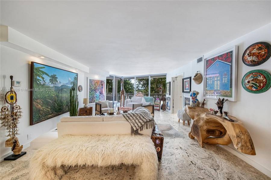 2000 Towerside Ter #510, Miami, FL 33138