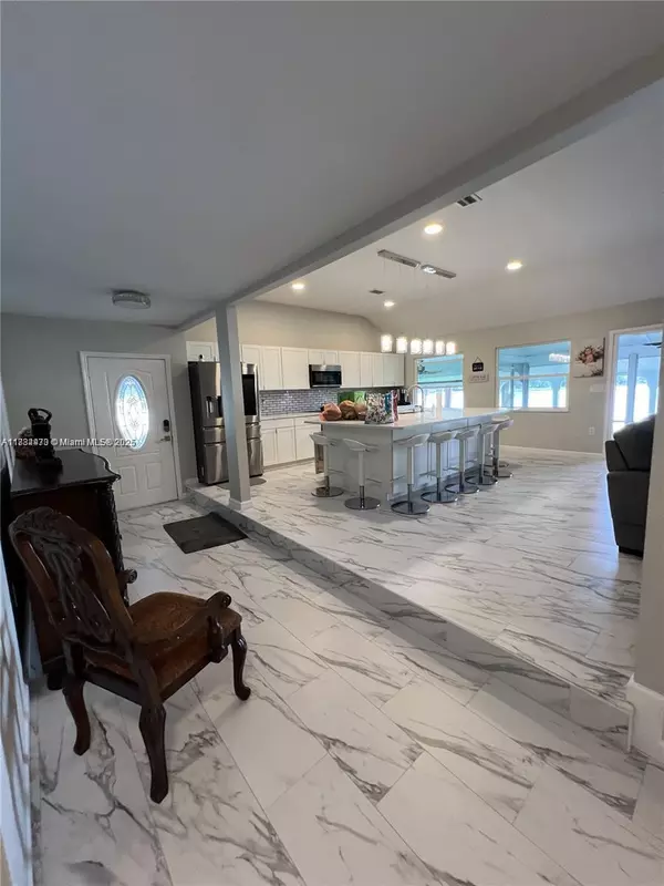 310 S 3rd ST #0, Other City - In The State Of Florida, FL 33844