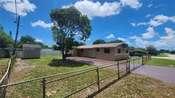 Miami Gardens, FL 33056,3295 NW 214th St #3295