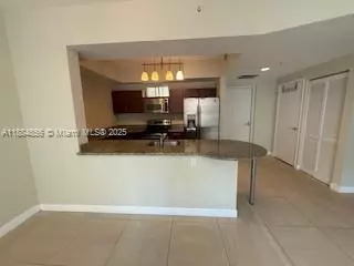Miami, FL 33156,7280 SW 89th St #D406