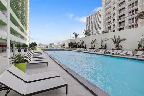 1756 N Bayshore Dr #30L, Miami, FL 33132