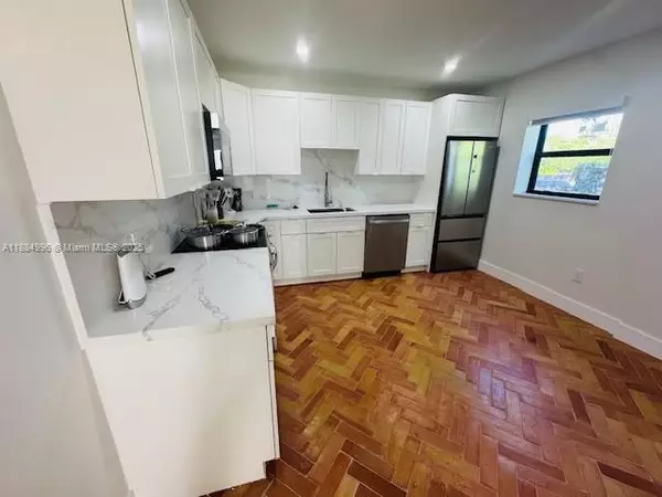 Miami, FL 33135,905 SW 13th Ct #907
