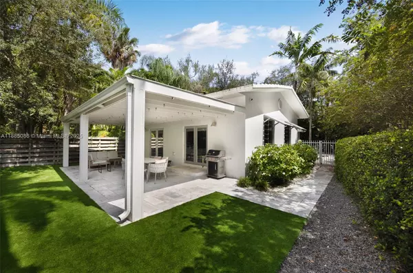 Miami, FL 33133,3894 Main Hwy