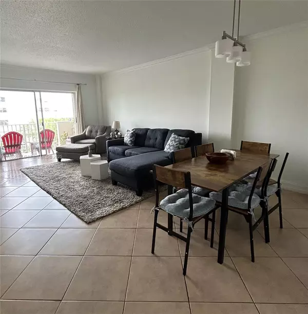 North Bay Village, FL 33141,1455 N Treasure Dr #3G