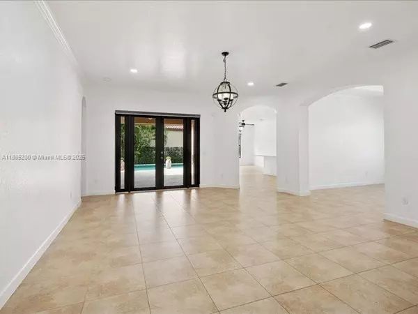 Cooper City, FL 33024,3670 NW 87th Ave