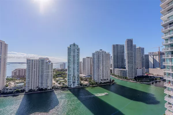 335 S Biscayne Blvd #3005, Miami, FL 33131
