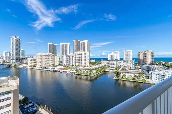 Hallandale Beach, FL 33009,121 Golden Isles Dr #1201