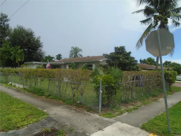 Hollywood, FL 33024,6791 Hope St