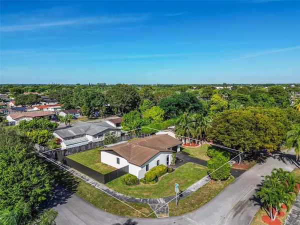 Miami, FL 33183,7464 SW 128th Ct