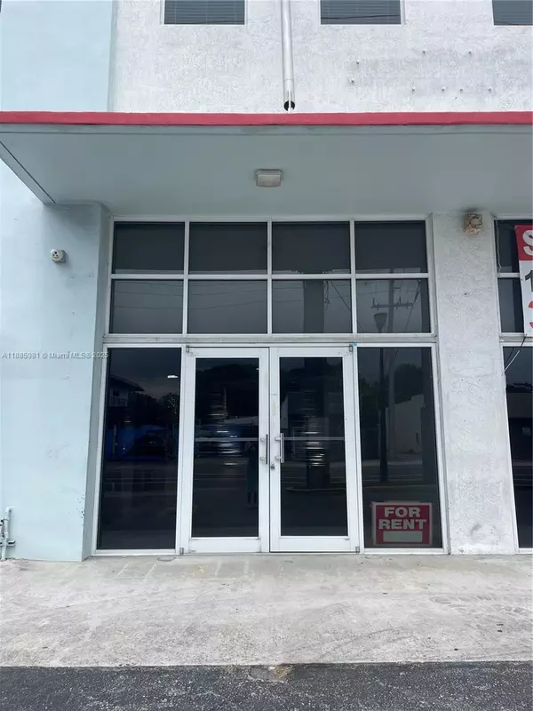 North Miami Beach, FL 33160,18315 W Dixie Hwy