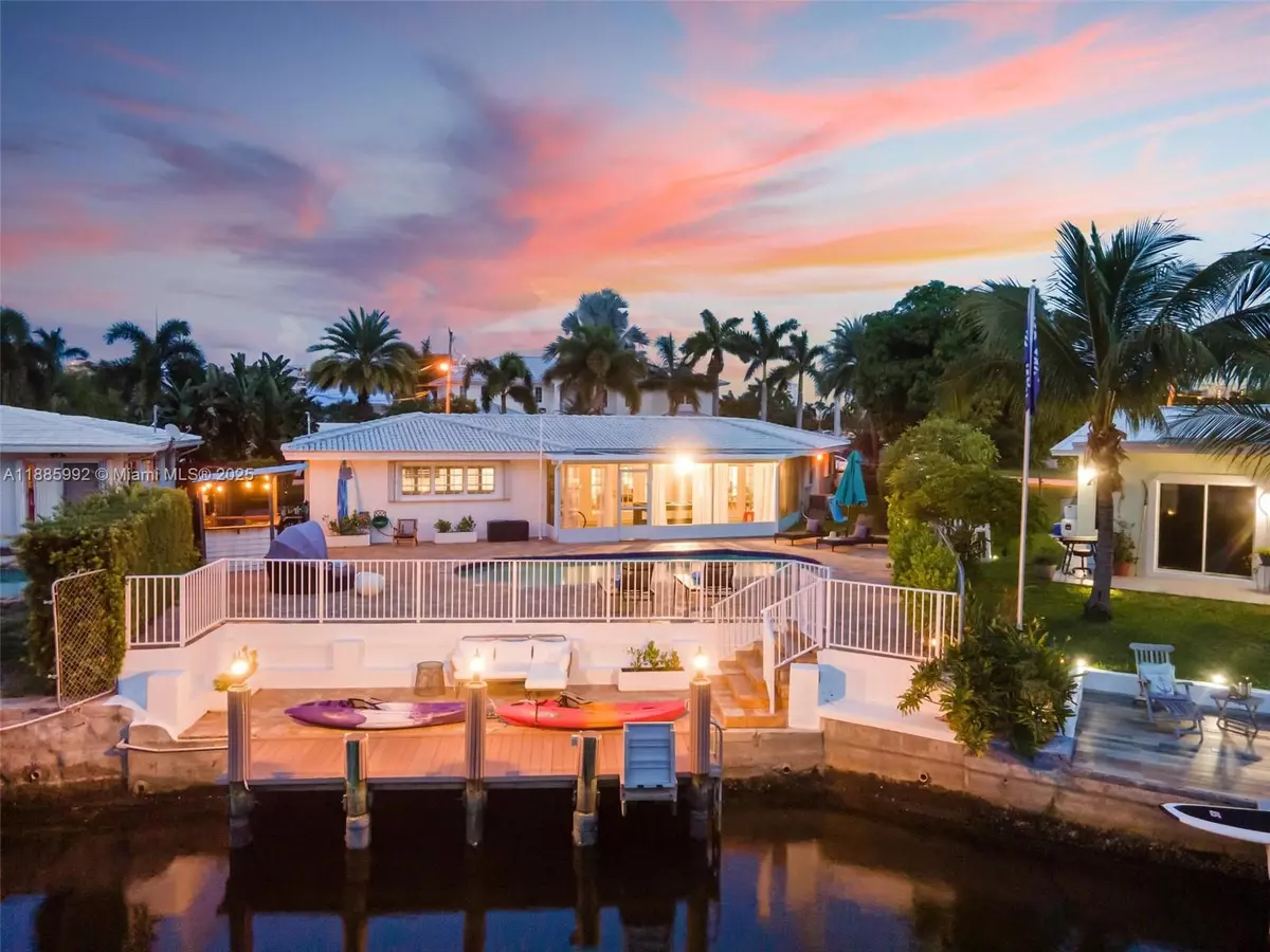 Pompano Beach, FL 33062,2719 SE 11th St