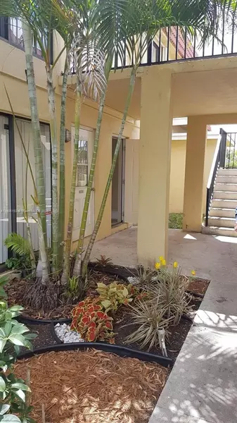 11386 Royal Palm Blvd #11386, Coral Springs, FL 33065