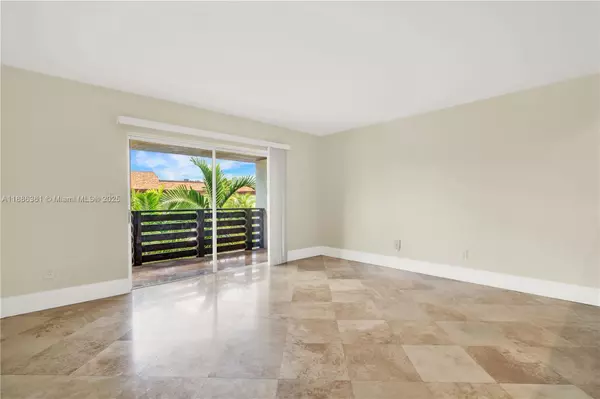 Miami, FL 33143,7473 SW 82nd St #A311