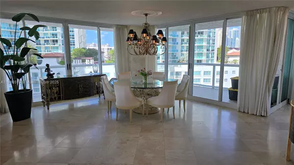 Sunny Isles Beach, FL 33160,16400 Collins Ave #646
