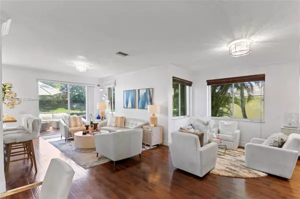 Weston, FL 33331,4275 Ironwood Ct