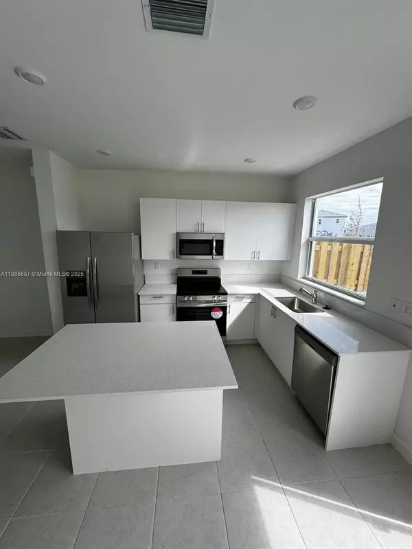 Homestead, FL 33033,Address not disclosed