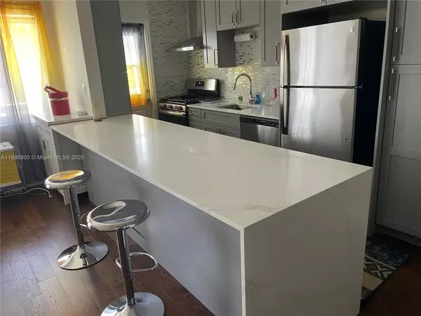 Miami Gardens, FL 33169,15 NW 204th St #30