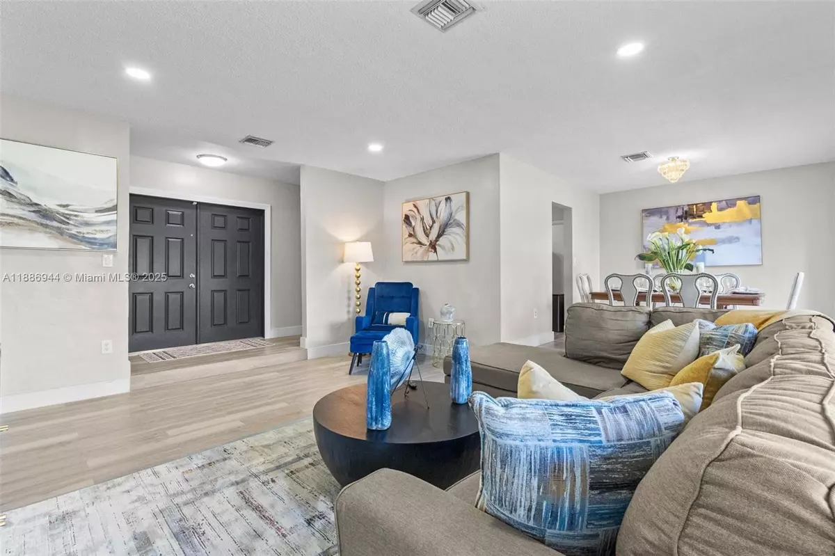 Miami Gardens, FL 33169,1465 NW 181st St