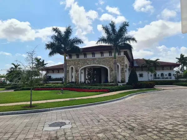 11083 W 33rd Ct, Hialeah, FL 33018