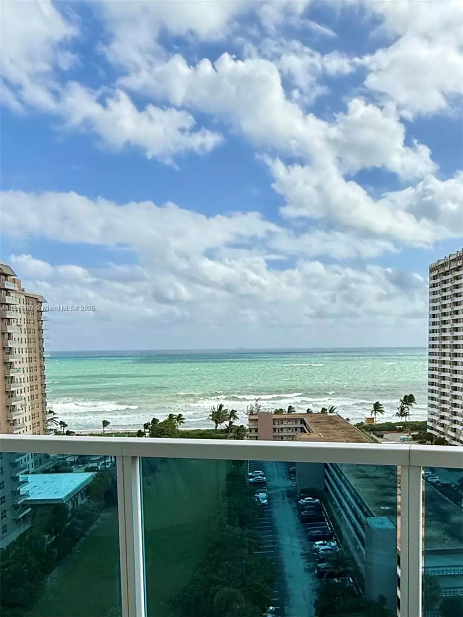 Hallandale Beach, FL 33009,1945 S Ocean Dr #1201